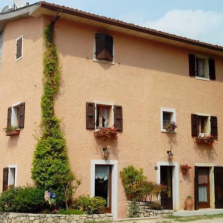 Agriturismo La Part San Zeno di Montagna Kültér fotó